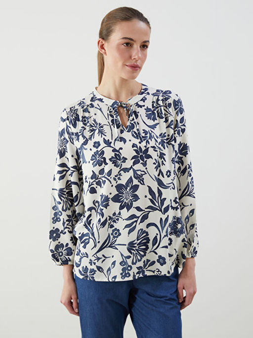 Ba?lamal? Yaka Desenli Bluz