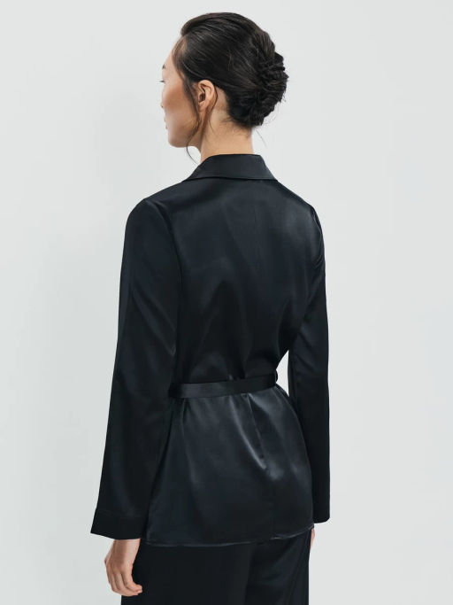 Атласная блузка с отложным воротником и поясом / Zarina