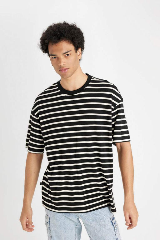 Полосатая футболка из плотной ткани с короткими рукавами и круглым вырезом Comfort Fit - Defacto фото 14