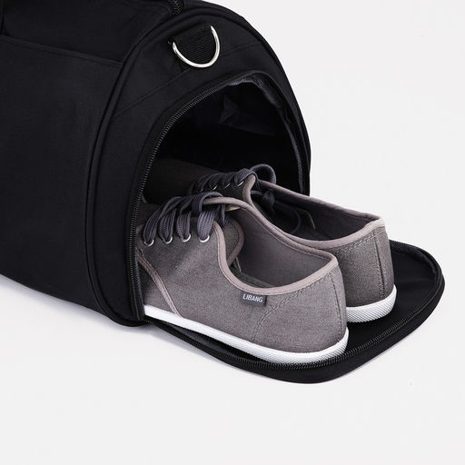 Сумка спортивная на молнии, отдел для обуви, длинный ремень, цвет чёрный - Simaland фото 4