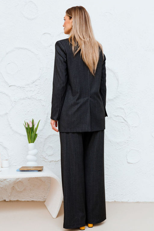 Костюм AmberA 2058В черный полоска  фото 3