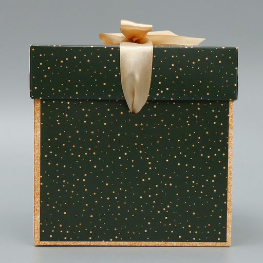 Цена за 2 шт. Коробка подарочная новогодняя складная «Зима подарит чудеса», 15×15×15 см