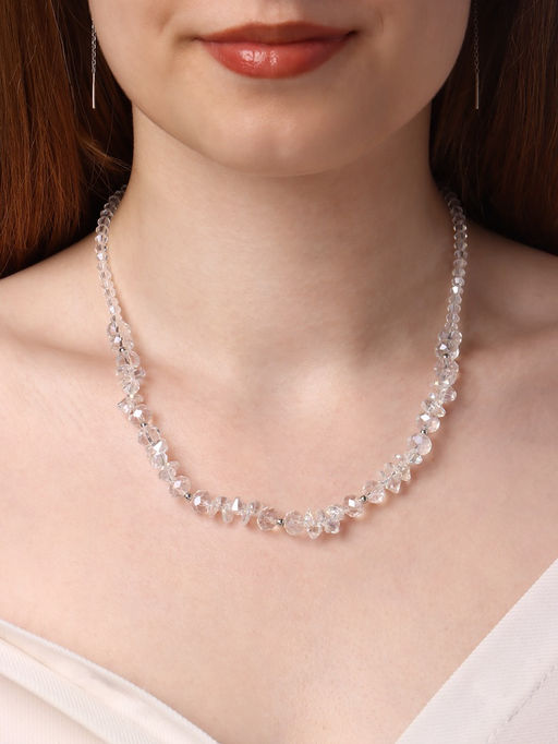 Колье Крошка блеск, радужное в серебре, 40 см