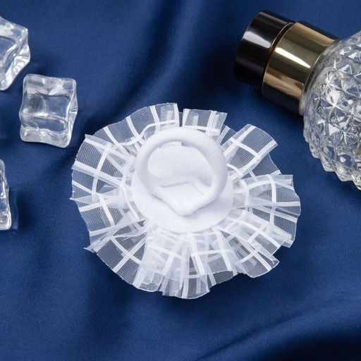 Цена за 6 шт. Резинка для волос бант «Школьница», клетка объём, d=7.5 см, белая