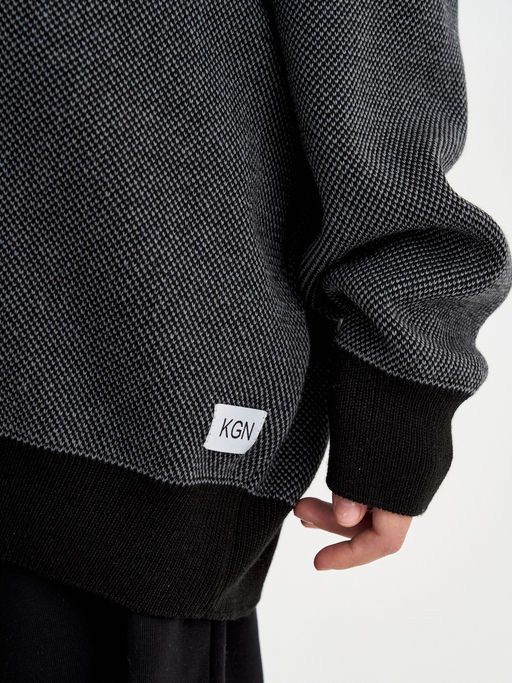 Черный джемпер для мальчика