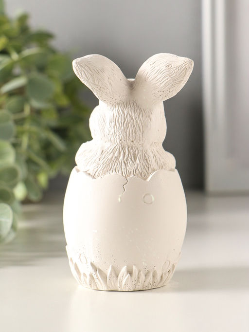 Фигурка гипс Заяц пасхальный с букетом, 11?6 см