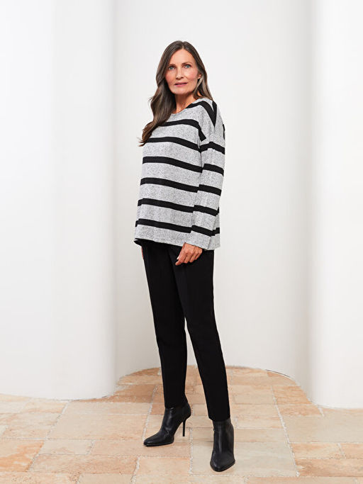 Bisiklet Yaka ?izgili Uzun Kollu Kad?n Ti??rt