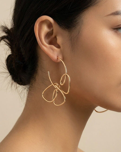 Стильные серьги