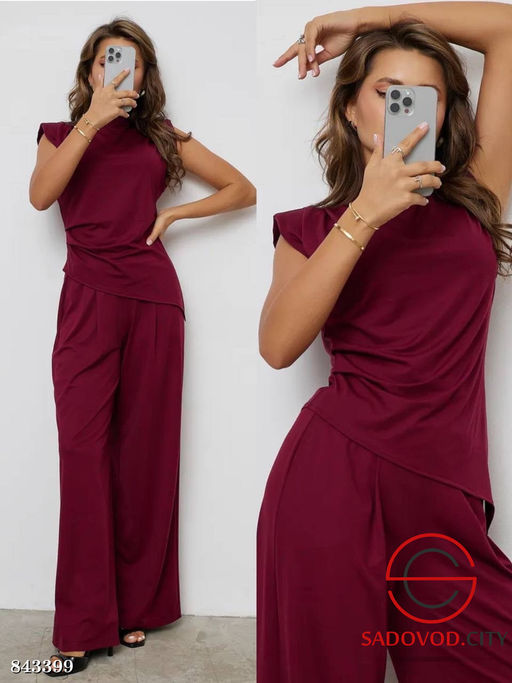 Женский костюм (блузка и штаны)