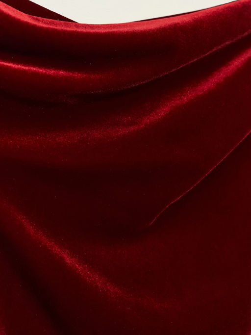 Асимметричный топ из бархата / Zarina