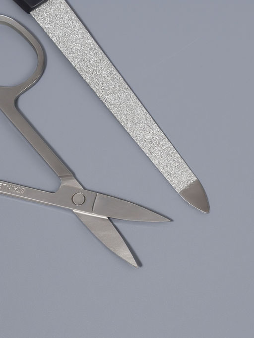 Цена за 2 шт. Набор маникюрный, 2 предмета: ножницы, металлическая пилка