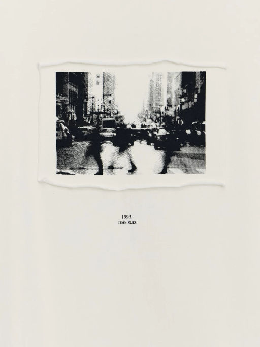 Футболка с нашивкой на груди / Zarina  фото 9