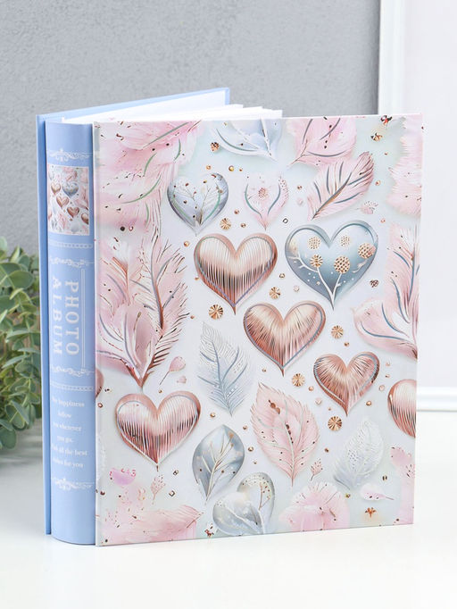 Фотоальбом на 200 фото 13х18 см "Сердца и листья" серо-розовый, в коробке 5,5х23,5х29,5 см   1096272