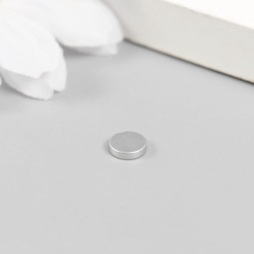 Цена за 100 шт. Магнит технический неодимовый (магнитит на обе стороны), серебристый, 6×1.5 мм