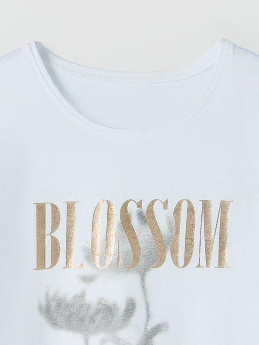 Футболка женская белая с принтом и надписью прямого кроя - Mark formelle фото 7