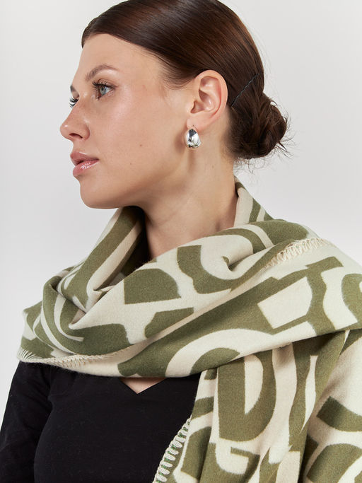 в СОСТАВЕ ШЕРСТЬ и КАШЕМИР Большой, мягкий, теплый однотонный двусторонний палантин. - Tantino фото 5