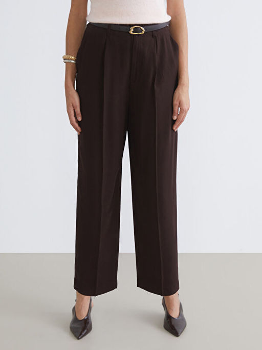 Beli Kemerli Loose Fit Kad?n Pileli Pantolon