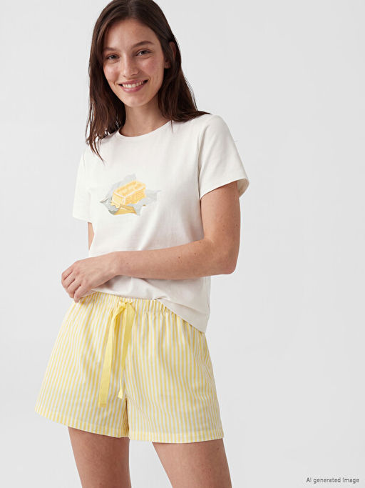 Bisiklet Yaka Kad?n ?ortlu Pijama Tak?m?