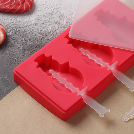 Форма для мороженого новогодняя Доляна Снеговик, силикон, 18?9?2 см, 3 ячейки, с палочками, красная