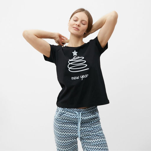 Футболка женская новогодняя «Ёлка», цвет чёрный, размер 52