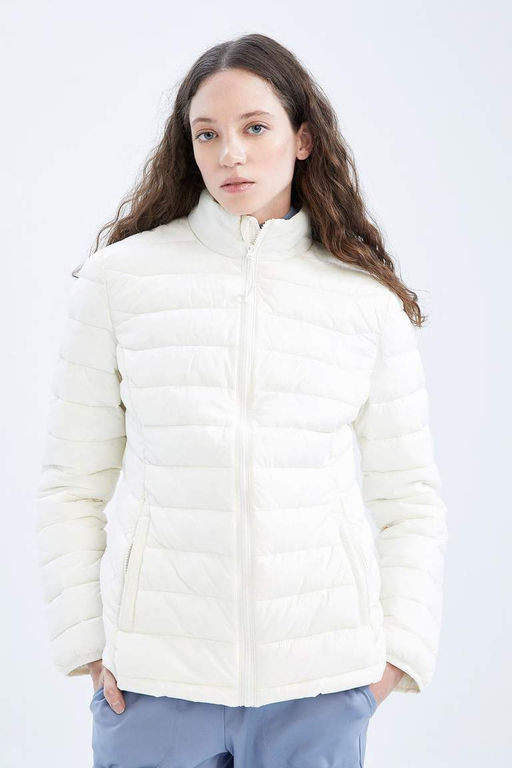 Водоотталкивающая приталенная куртка-пуховик DeFactoFit  фото 4