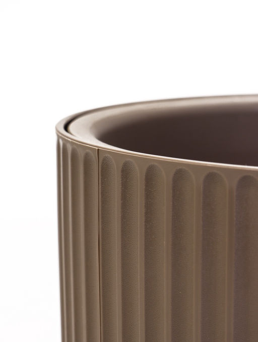 Кашпо для цветов «Рамона», 3.7 л, d=22 см, h=20 см, со вставкой, пластиковое, серое