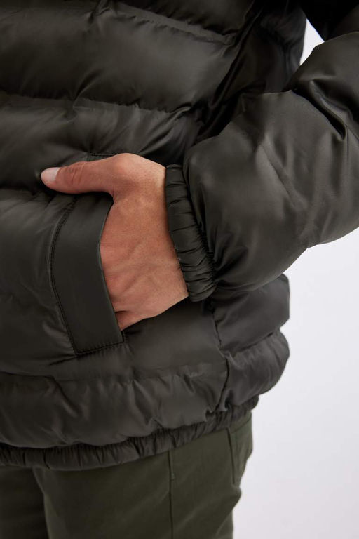 Облегающее водоотталкивающее пальто с капюшоном - Defacto фото 6