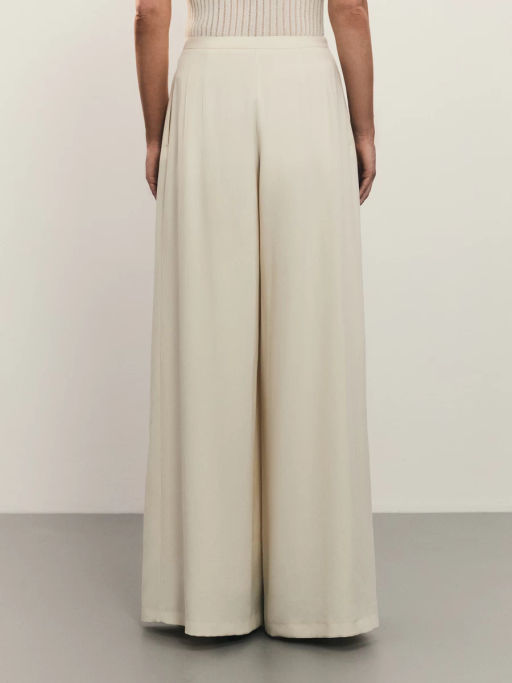 Широкие брюки со складками из лиоцелла / Zarina  фото 4