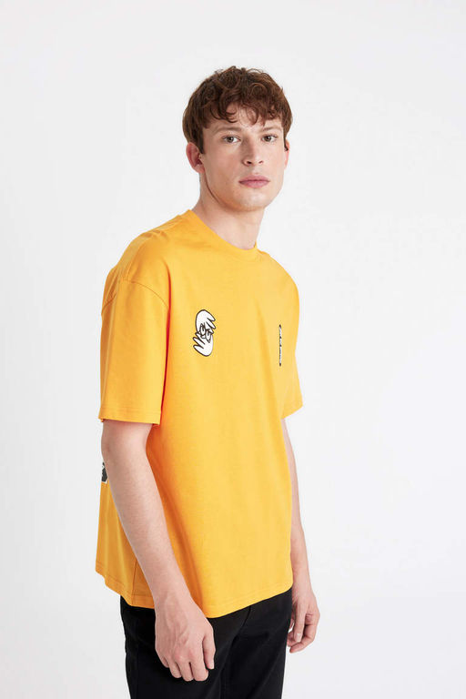 Футболка Comfort Fit с круглым вырезом и короткими рукавами с принтом на спине - Defacto фото 4