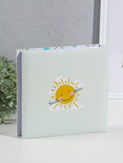 Фотоальбом на 200 фото 10х15 см "Малышковый" зелёный, бумажные листы 4,5х22х22,5 см