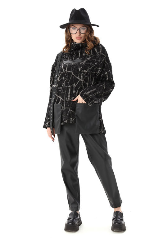 Костюм NIKVA н1002-1 черная геометрия