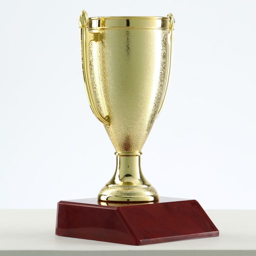 Кубок 056, зол., подставка пластик, 12.5 х 6,5 х 6,5 см - Командор фото 3