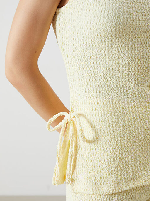 Bisiklet Yaka Dokulu Kad?n Atlet