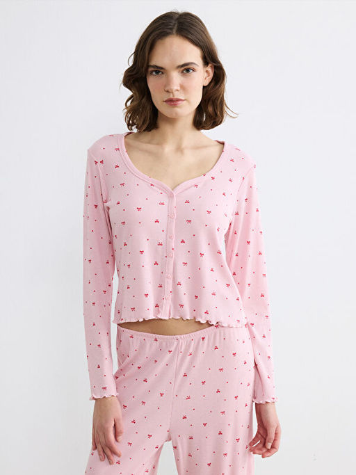 Kalp Yaka Fiyonk Desenli Kad?n Pijama Tak?m