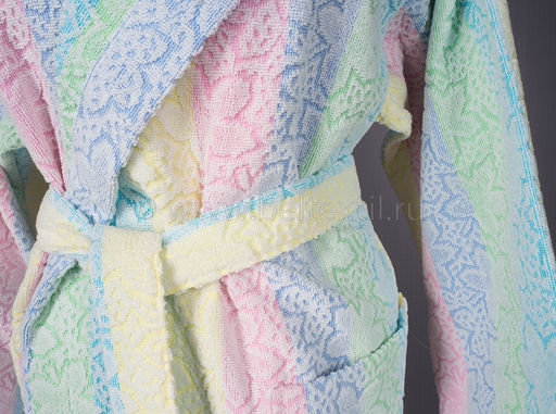 1с451.200.1 170-176/96 (св.радужка1) Халат женский 88-116/164-176