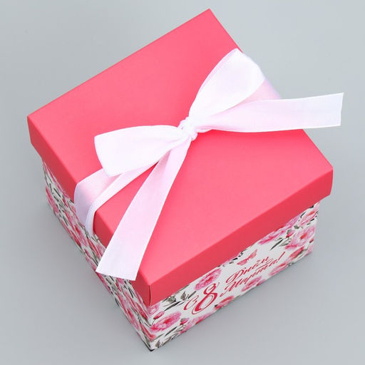 Цена за 2 шт. Коробка подарочная складная, упаковка, С 8 марта, 10?10?10 см