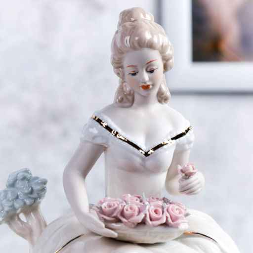 Статуэтка Дама с цветами 23 см / HP3156 /уп 18/ - Галеонтрейд фото 9