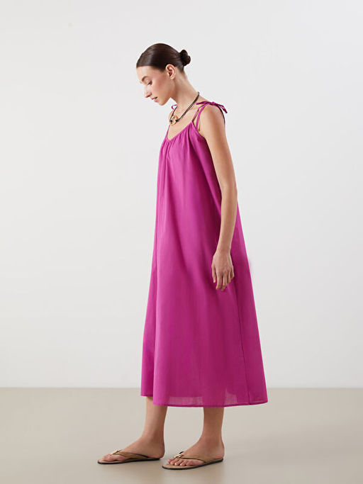 V Yaka Ask?l? Elbise