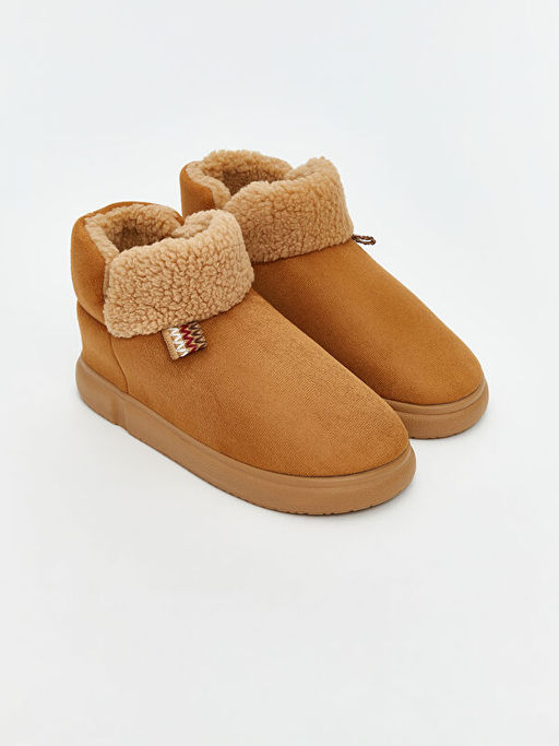 S?et G?r?n?ml? Kad?n Ev Botu