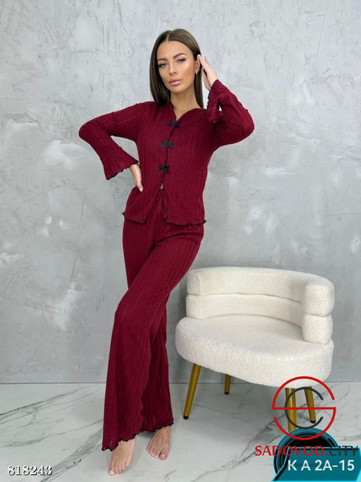 Женская пижама костюм (кофта и штаны)