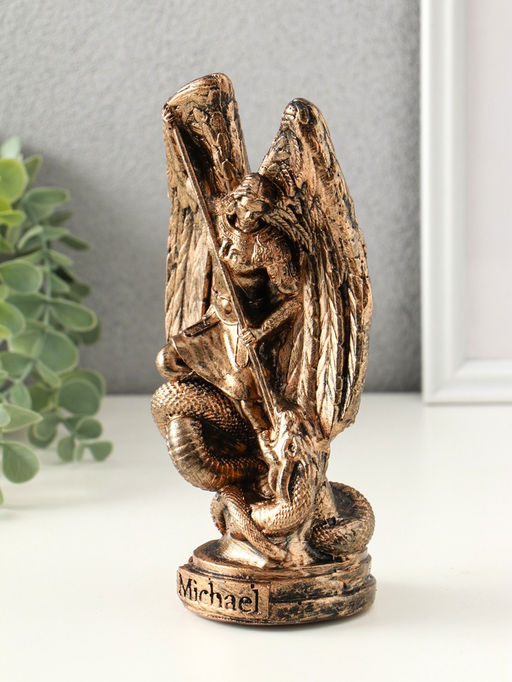 Фигура "Архангел Михаил" 20х12х8 см, золото