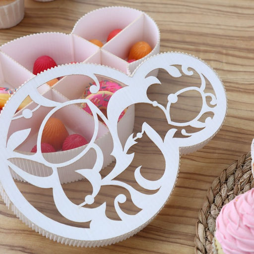 Коробка подарочная, кондитерская упаковка 8 марта белая, 22?16?5 см