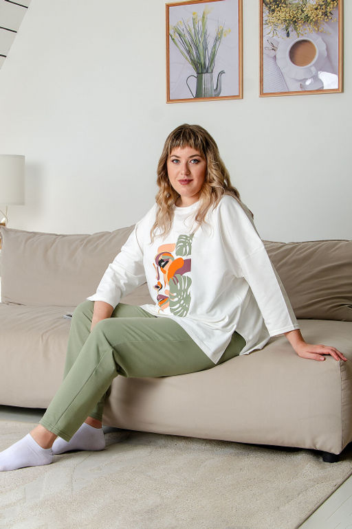 Арт. 2376 Костюм с брюками женский 52-60 Цвет:молочный, полынь - Калинка фото 11