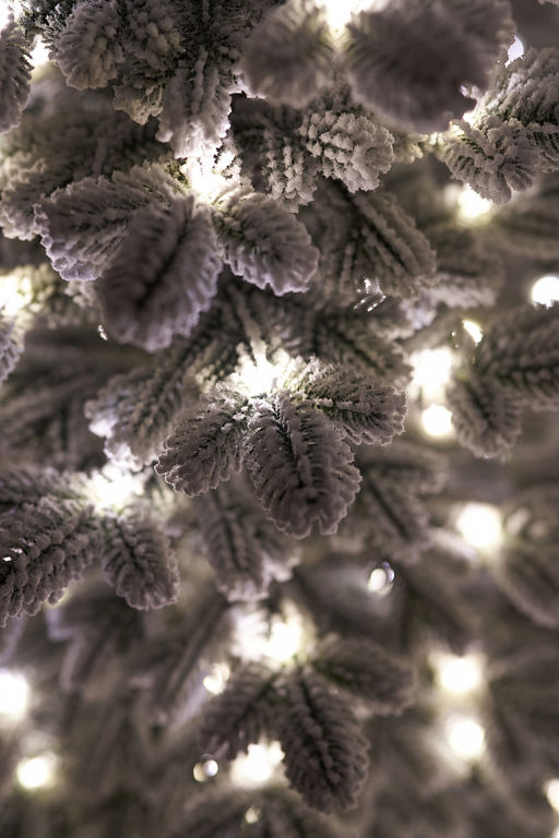 Ель искусственная заснеженная с лампочками Тикко 1,55 м - Max christmas фото 5