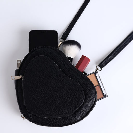 Сумка женская кросс-боди на молнии, в форме сердца, 20×5×16 см, чёрная