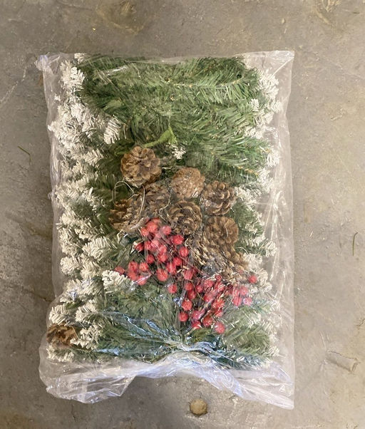 НГ украшение хвоя с заснеженными кончиками 150см - Family фото 2