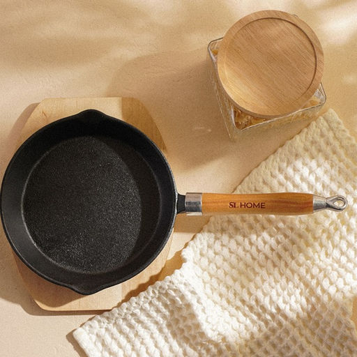 Сковорода SL Home, d=20, h=4 см, на деревянной подставке, индукция, чугун, чёрная