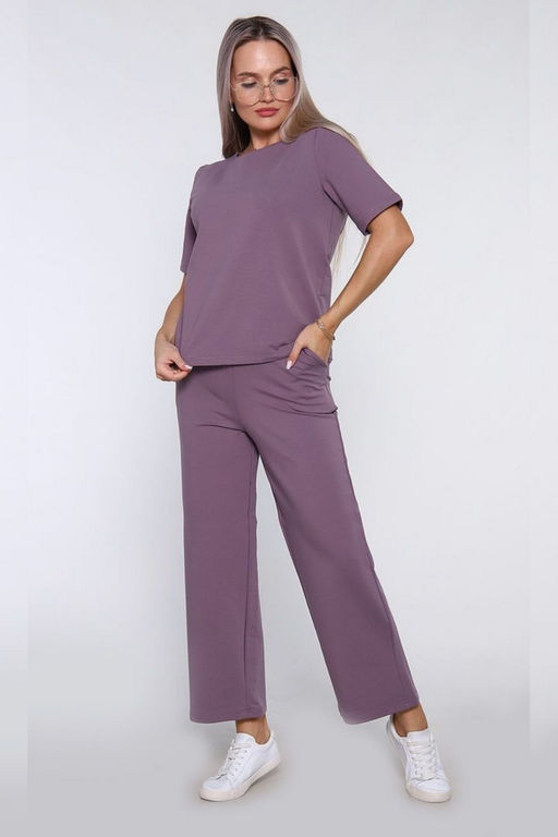 650 Костюм женский