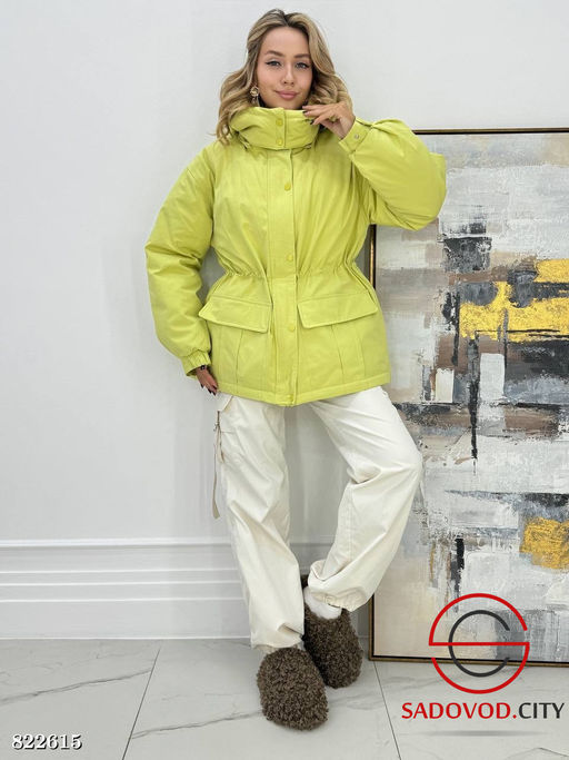 Куртка зимняя с капюшоном