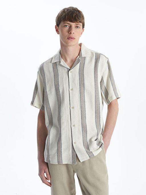 Regular Fit K?sa Kollu ?izgili Erkek G?mlek